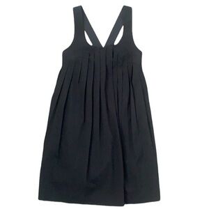 𝅺Club Monaco dress pleated black in size 0